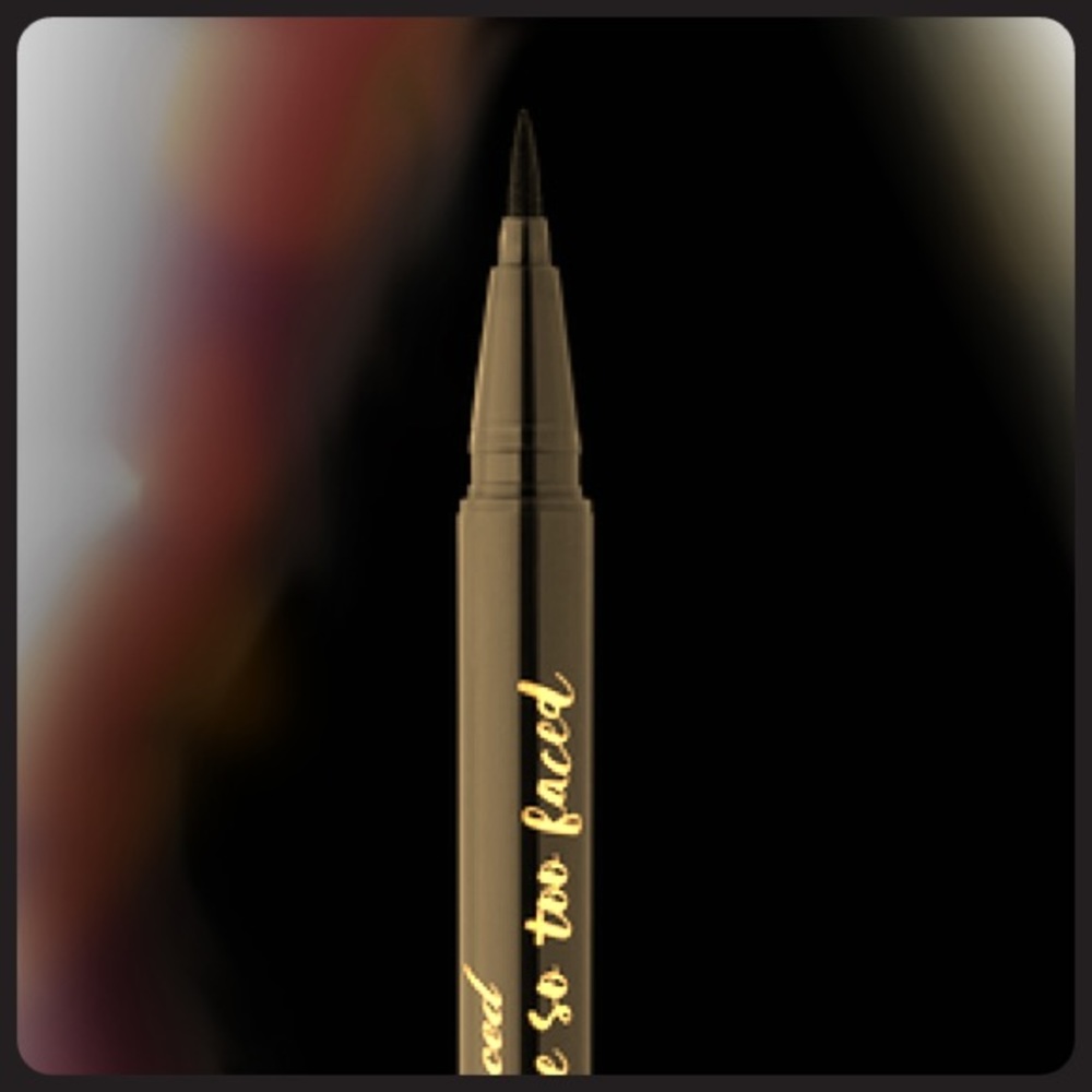 Too Faced black liner